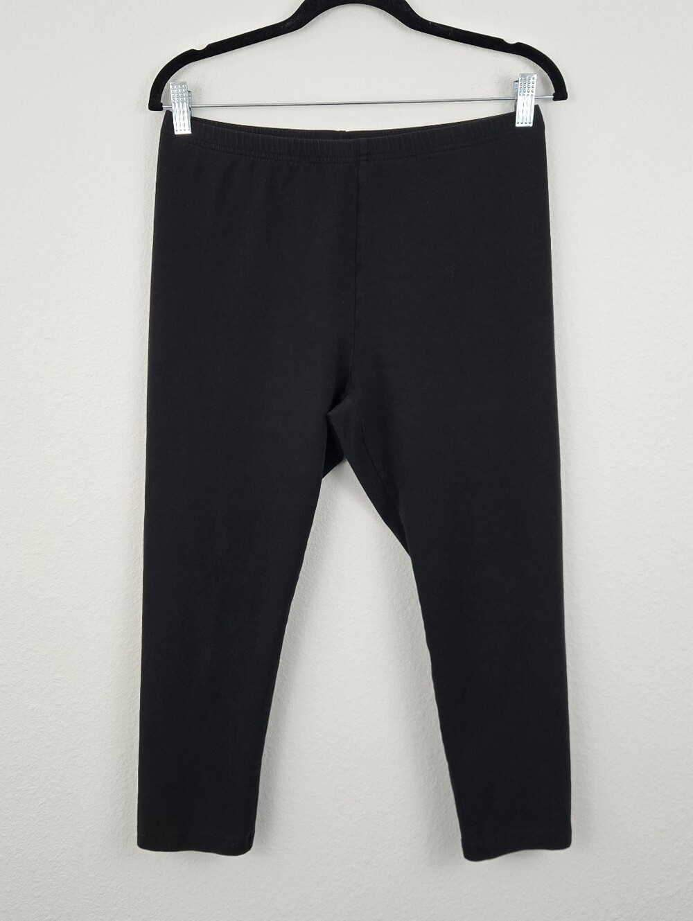 Black J. Jill Pima Capri Leggings